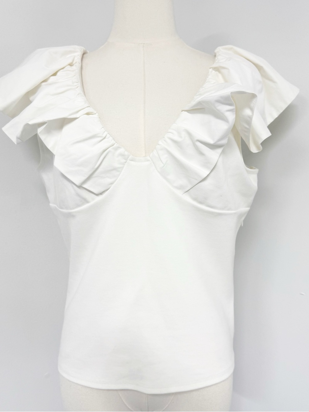 Anthropologie Dolan White Ruffle Sleeveless Blouse Top Size Medium